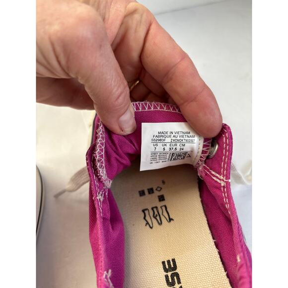 Converse - Picture 5 of 9